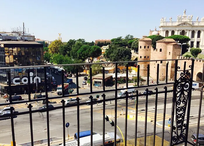 Otel Serventi Longhi 2*