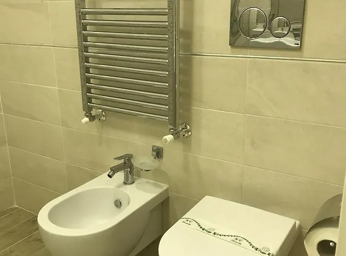 Serventi Longhi Otel