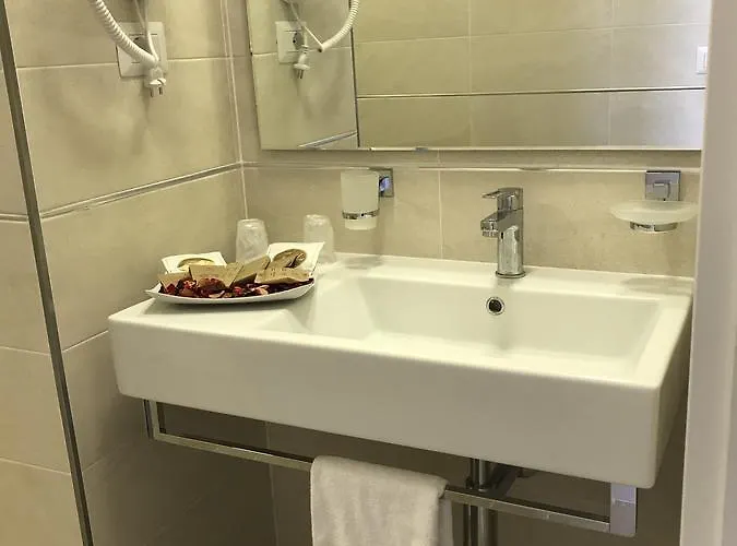 Otel Serventi Longhi Roma