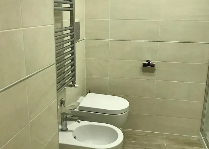 Otel Serventi Longhi 2*