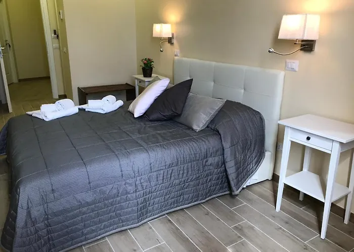 Otel Serventi Longhi